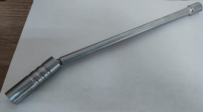 Bocallave enc 3/8 sacabujia 16 mm 300 mm largo cardanico  ruhlmann (Ru2704))