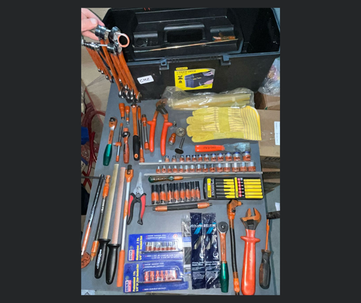 caja de herramientas Stanley c/ piezas surtidas
